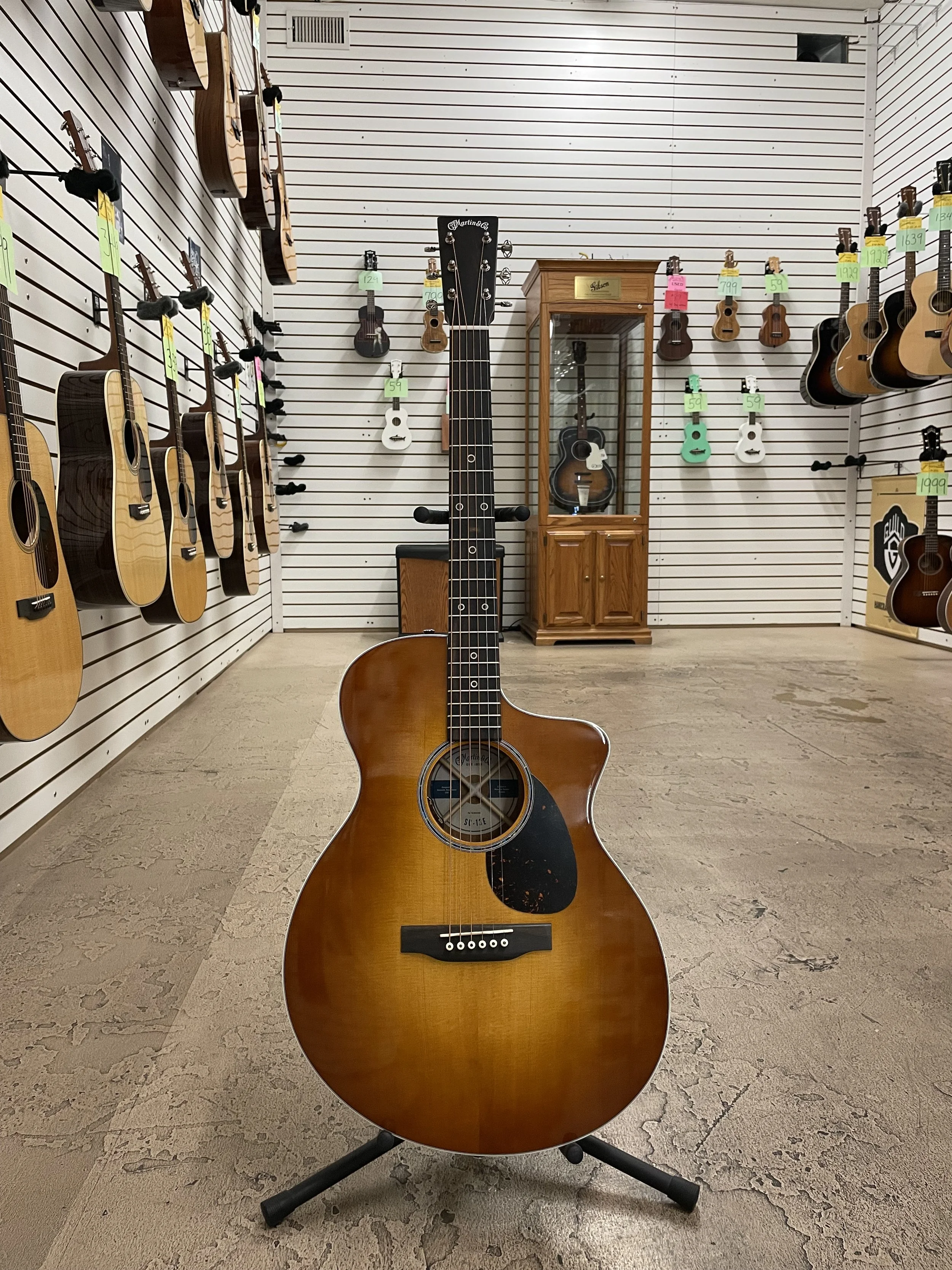 New Arrivals — Bizarre Guitar
